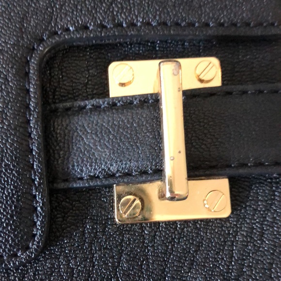 Michael Kors Gold Chain Handbag - Picture 5 of 6